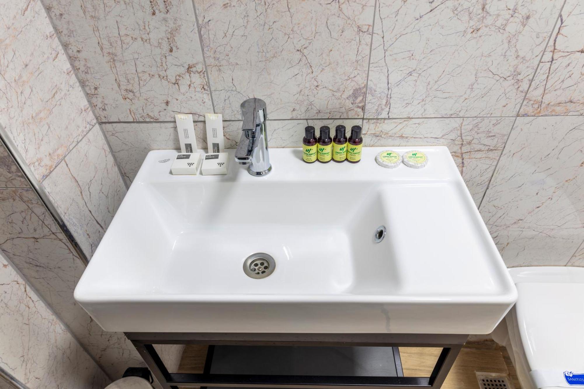 Arnavutkoy Lenora Airport Hotel & Istanbul Airport מראה חיצוני תמונה